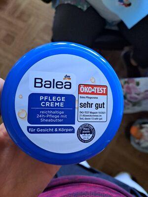 Pflegecreme mit Sheabutter