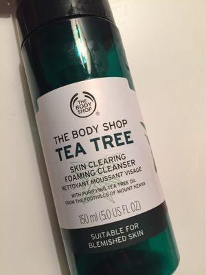 Tea Tree Skin Clearing Foaming Cleanser