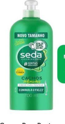 Seda cachos definidos