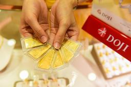 Giá vàng hôm nay 29/7: Vàng tiếp tục tăng mạnh