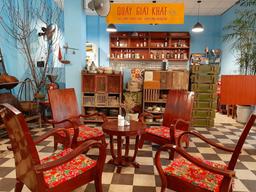 Quán cà phê đầy ắp kỉ niệm thời "ngày xưa ơi" của độ tuổi 8X, 9X ở Hà Nội