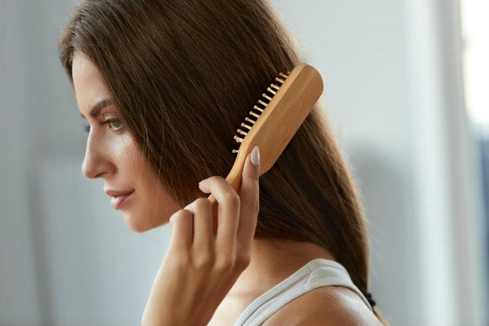 Tại sao bạn cần đổi lược chải tóc?