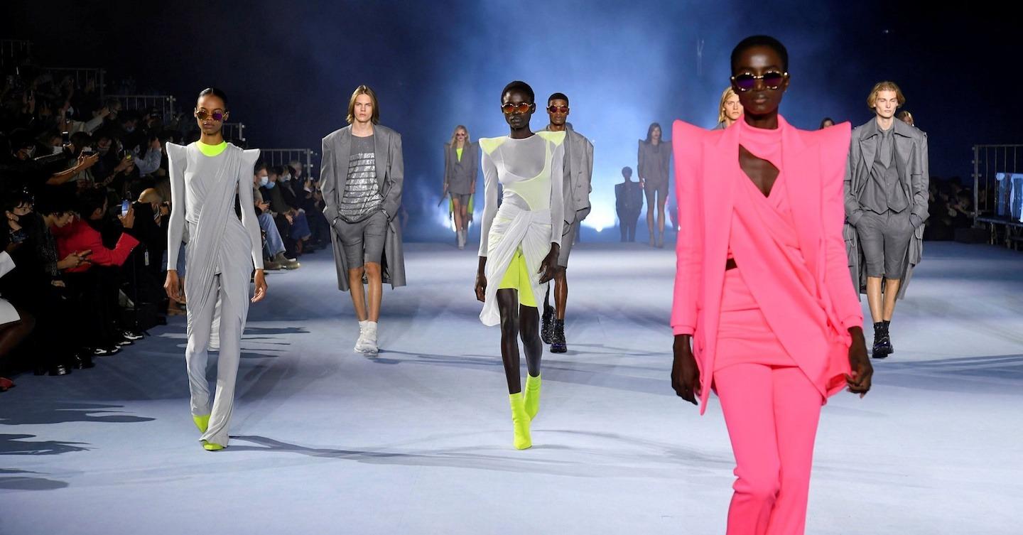 Balenciaga nói lời tạm biệt với lông thú 