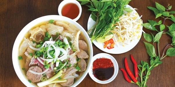 1 bát phở bao nhiêu calo?