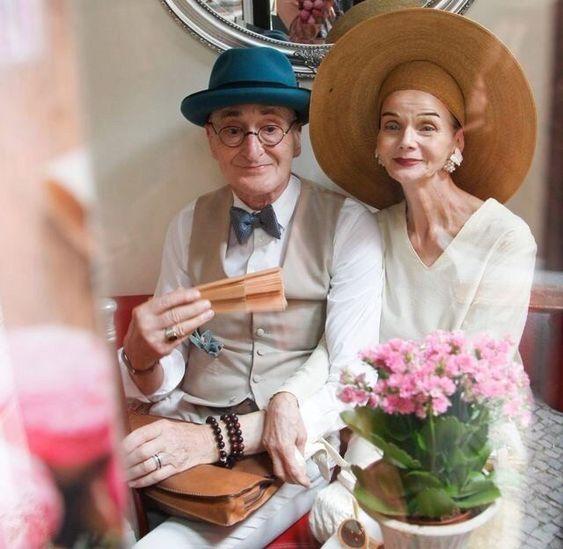 Cặp đôi fashionista cao tuổi phá vỡ định kiến về tuổi tác và thời trang