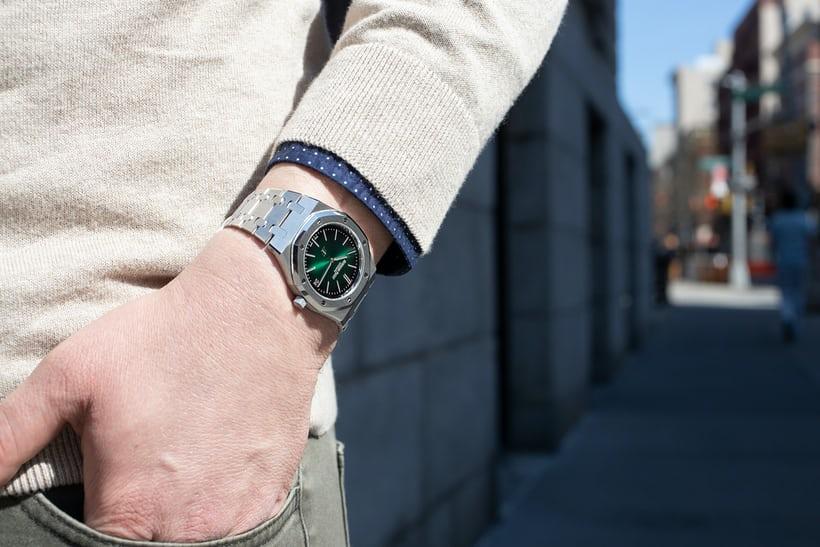 Ngắm nhìn 5 mẫu đồng hồ màu xanh lá "hot" nhất năm 2021