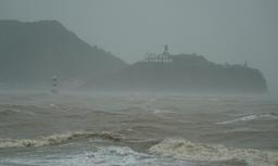 Bộ Quốc Phòng sẽ điều máy bay tìm kiếm 26 ngư dân mất tích