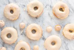 Cách làm bánh donut bằng nồi chiên không dầu