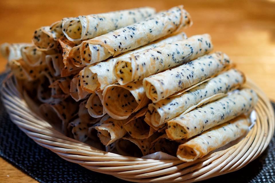 Cách làm bánh quế tuổi thơ bằng chảo chống dính để cả nhà ăn vặt