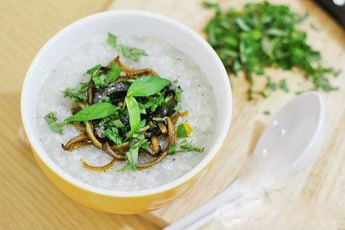 Cách nấu cháo lươn thơm ngon, bổ dưỡng mà không lo bị tanh