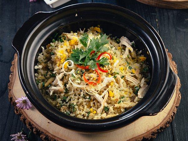 Cách làm cơm chiên cá mặn đơn giản mà lại chuẩn vị miền Nam tại nhà