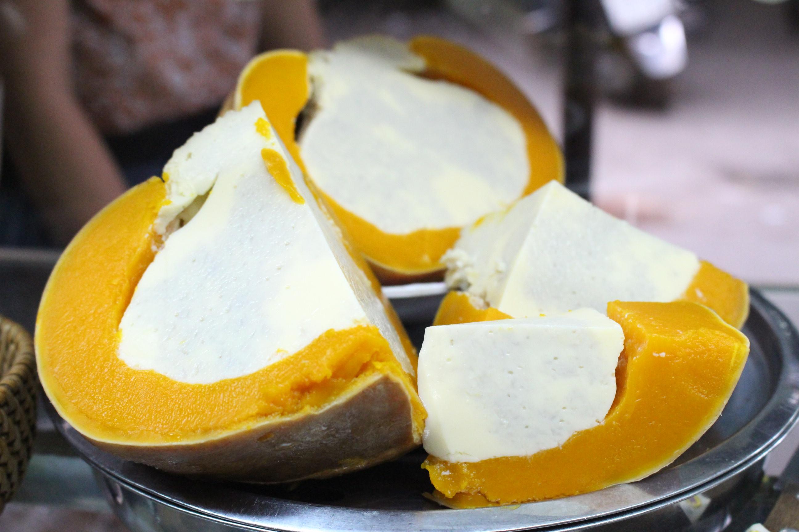 Mềm mịn, hấp dẫn như món chè bí đỏ của người Campuchia ở Sài Gòn