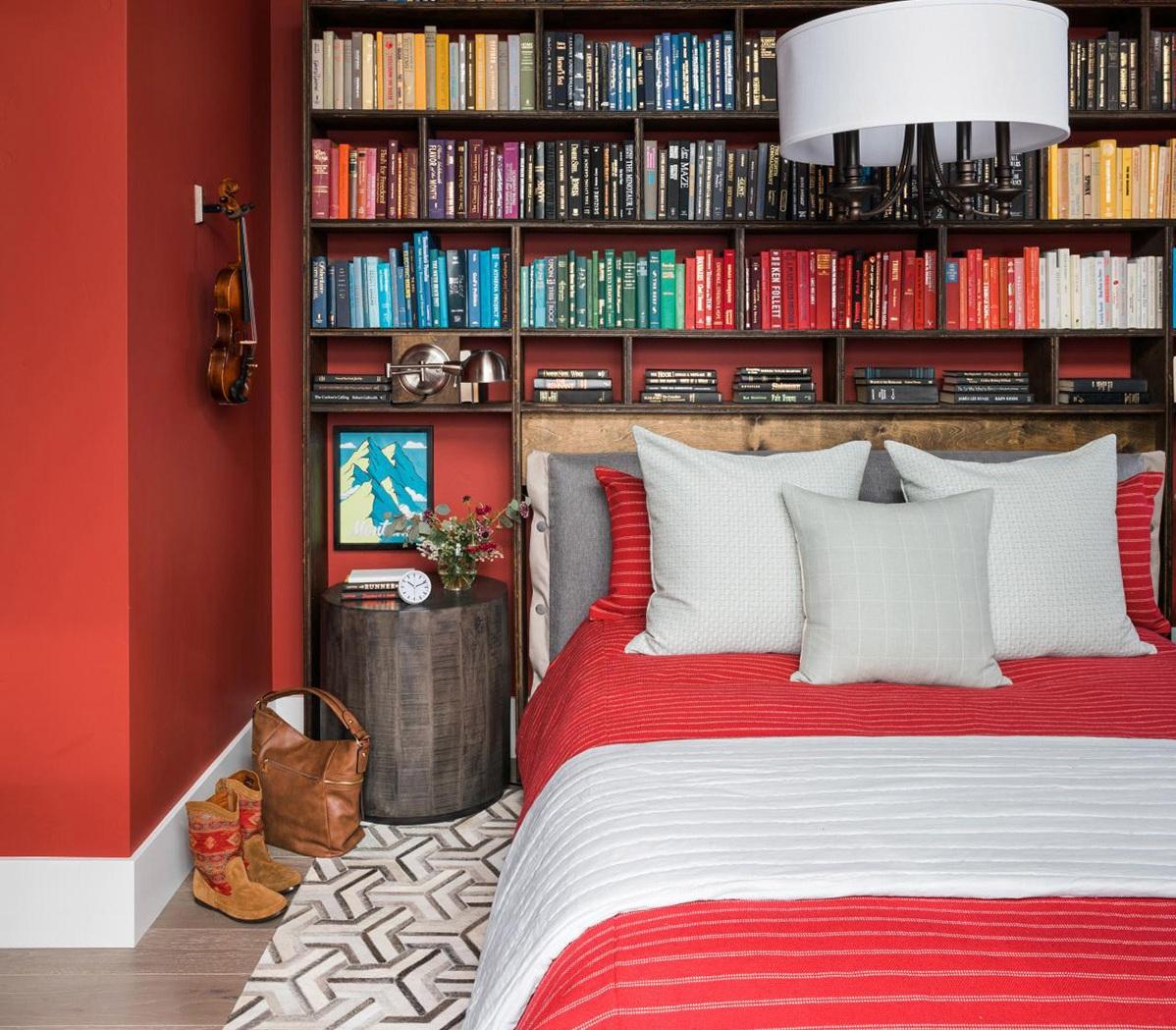 Màu đỏ, bí quyết để mang đến phòng ngủ sự quyến rũ, tươi trẻ