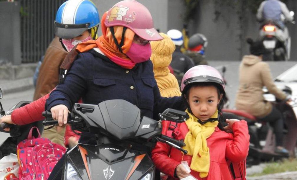 Ngày rét đậm, rét hại, các trường có thể điều chỉnh thời gian học để học sinh không cần đi học quá sớm