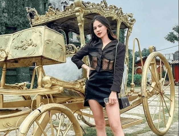 Quang Hải bị nghi có tình mới, chăm "thả tim" nàng không trượt phát nào