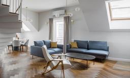 Căn hộ thông tầng nhiều đồ vẫn cực gọn vì mọi thứ đều được giấu trong tường