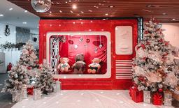 Giáng sinh gần kề, các văn phòng đã kịp "lên đồ" cực chất cho mùa lễ hội