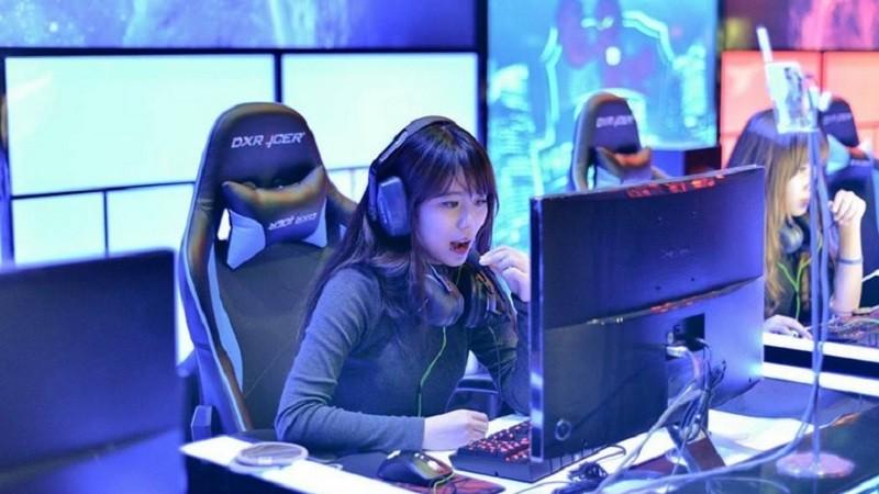 3 cô gái đều suy buồng trứng, nguyên nhân chính từ thói quen xấu ban đêm