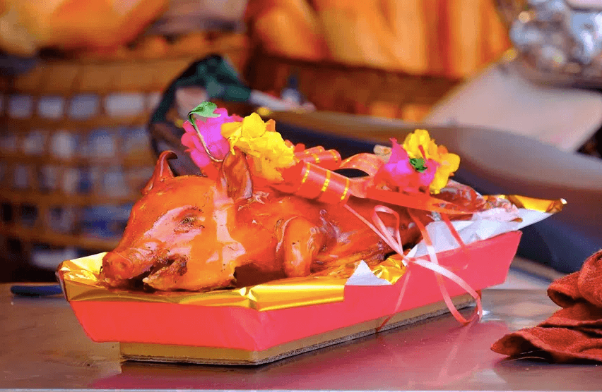 Các món ăn tài lộc cứ đến ngày vía Thần Tài là đắt khách như tôm tươi