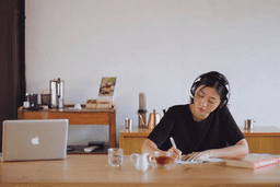 Nỗ lực rất mệt nhưng còn có thành quả cho chính mình ngày mai sau