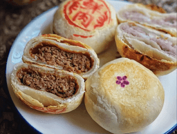 Học cách làm bánh nướng nhân thịt theo Lý Tử Thất để nhâm nhi ngắm trăng rằm tháng 8