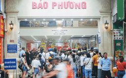 4 tiệm bánh Trung thu nổi tiếng đông khách, muốn mua không xếp hàng thì cũng phải đặt trước