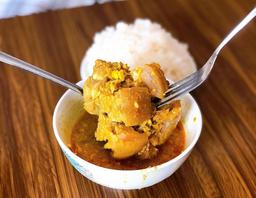 Xôi thịt hon, món xôi “tưởng không ngon mà ngon không tưởng” của xứ Huế