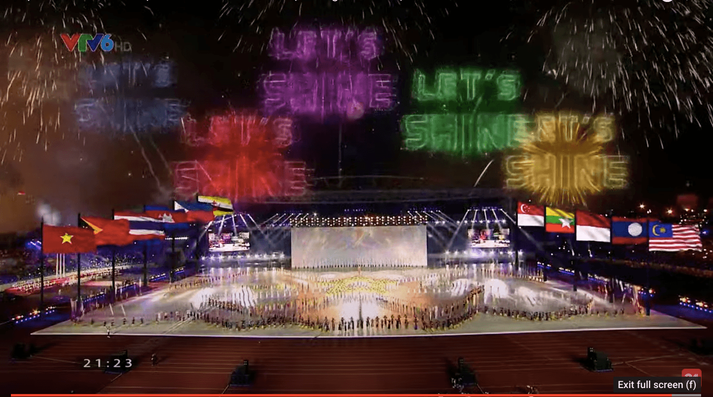 Màn pháo hoa mãn nhãn kết thúc hoàn mĩ cho Lễ khai mạc SEA Game 31