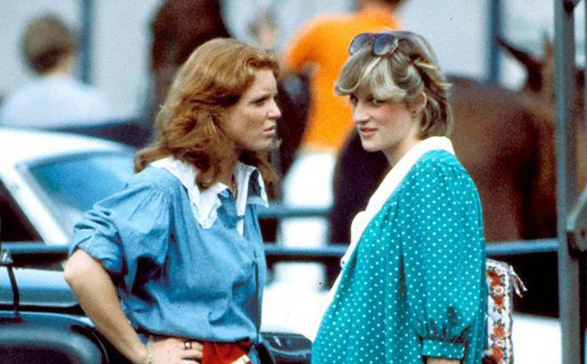 Thái tử Charles từng dùng lời lẽ cay nghiệt để chê vợ thua kém em dâu