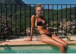 Nhan sắc tuổi 18 của con gái siêu mẫu Kate Moss