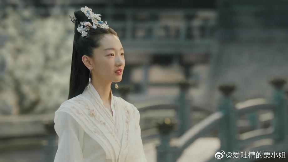 Châu Đông Vũ và một "bình hoa di động" sẽ thay thế Châu Tấn và Triệu Vy trong Họa Bì 3?