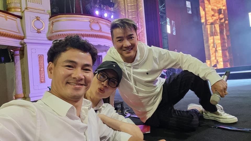 Xuân Bắc bị nghi chụp ảnh cùng Trang Trần - "đối thủ mạng" của vợ, bà xã lên tiếng