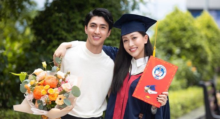 Á hậu Phương Nga hạnh phúc khi bạn trai nổi tiếng tới dự lễ tốt nghiệp