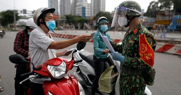 Người dân có thể cách ly tại nhà khi di chuyển từ tỉnh này đến tỉnh khác