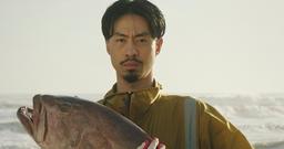 Đen Vâu lần đầu kể về mẹ: Mẹ từng làm ruộng, bán trái cây vỉa hè, đóng chai ở xưởng