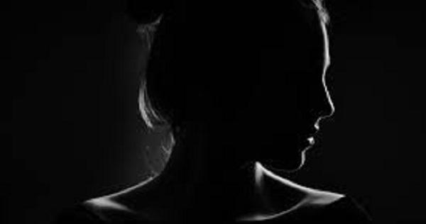 Song Hye Kyo, Shin Min Ah bỗng bị réo tên trước phốt sao nữ ở bẩn, thái độ vô văn hóa