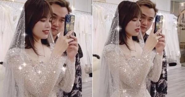 Anh Tuấn 'Phố trong làng' cùng bà xã kém 11 tuổi đi thử đồ cưới, nhan sắc cô dâu mới chiếm sóng