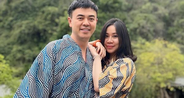 Nguyên tắc "hai không" bà xã Tuấn Tú dành cho chồng: Không cởi, không đóng cảnh quá nóng trên phim