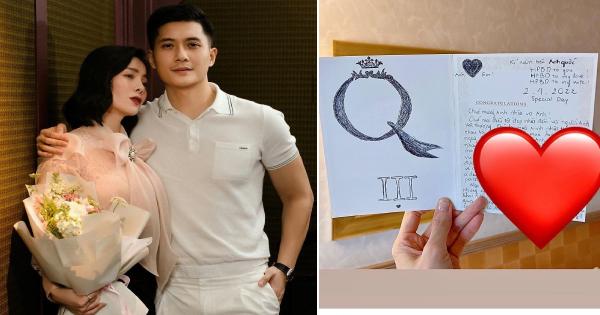 Nghi vấn Lệ Quyên đã kết hôn bí mật với Lâm Bảo Châu thông qua tấm thiệp viết tay