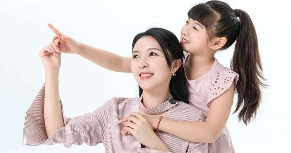 Bác sĩ chỉ ra dấu hiệu dậy thì sớm ở trẻ: Không phải có kinh nguyệt thì mới được cho là dậy thì