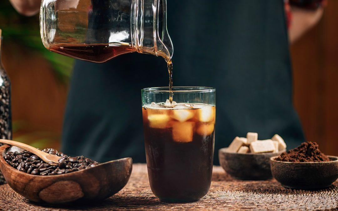 Cách pha cà phê cold brew cực ngon mà không cần đồ chuyên dụng