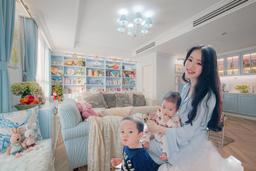 Căn hộ thông tầng phong cách đồng quê nhưng khắp nhà là công nghệ hiện đại của hot mom 8X