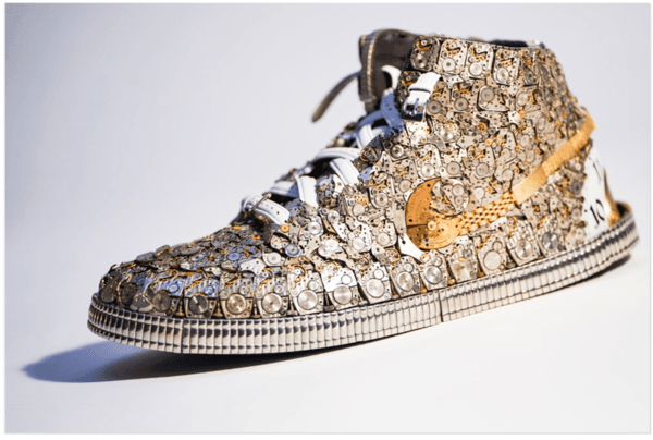 Biến phụ tùng đồng hồ cũ thành những tác phẩm nghệ thuật cùng Dan Tanenbaum