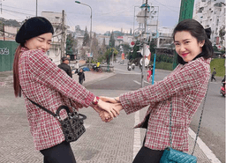 Nhã Phương - Thuý Ngân diện đồ đôi, gợi ý chị em Tết nay mặc gì cho sang?