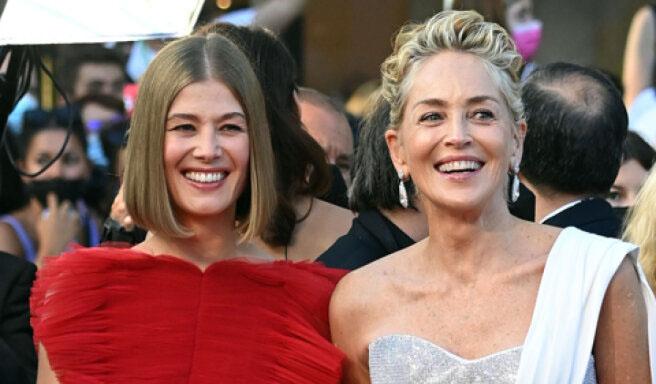 Các mỹ nhân "không tuổi" toả sáng tại lễ bế mạc Cannes 2021