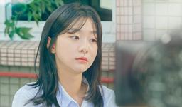 Kiểu tóc giúp Kim Da Mi thăng hạng nhan sắc trong “Our Beloved Summer” là chân ái của team mặt tròn