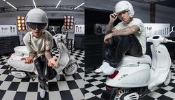 Justin Bieber x Vespa: "Chiến mã" cổ điển hoà nhập cùng hơi thở Pop đương đại