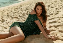 Chất liệu sequin: Nữ hoàng của những bữa tiệc cuối năm