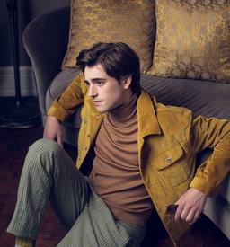 Suit nhung tăm - đẳng cấp quý ông ngày lập Đông