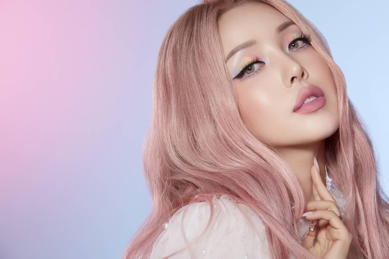 Bật mí cách trang điểm để nàng có ảnh selfie xịn như sao Hàn